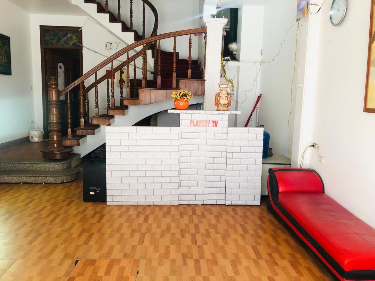 Oyo 1119 Sắc Màu